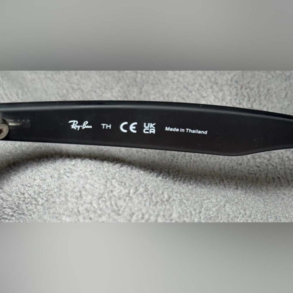 RAY BAN JUSTIN RB4165 852/88 54-16 MATTE GRAY FRAME ONLY $176 - Picture 4 of 12